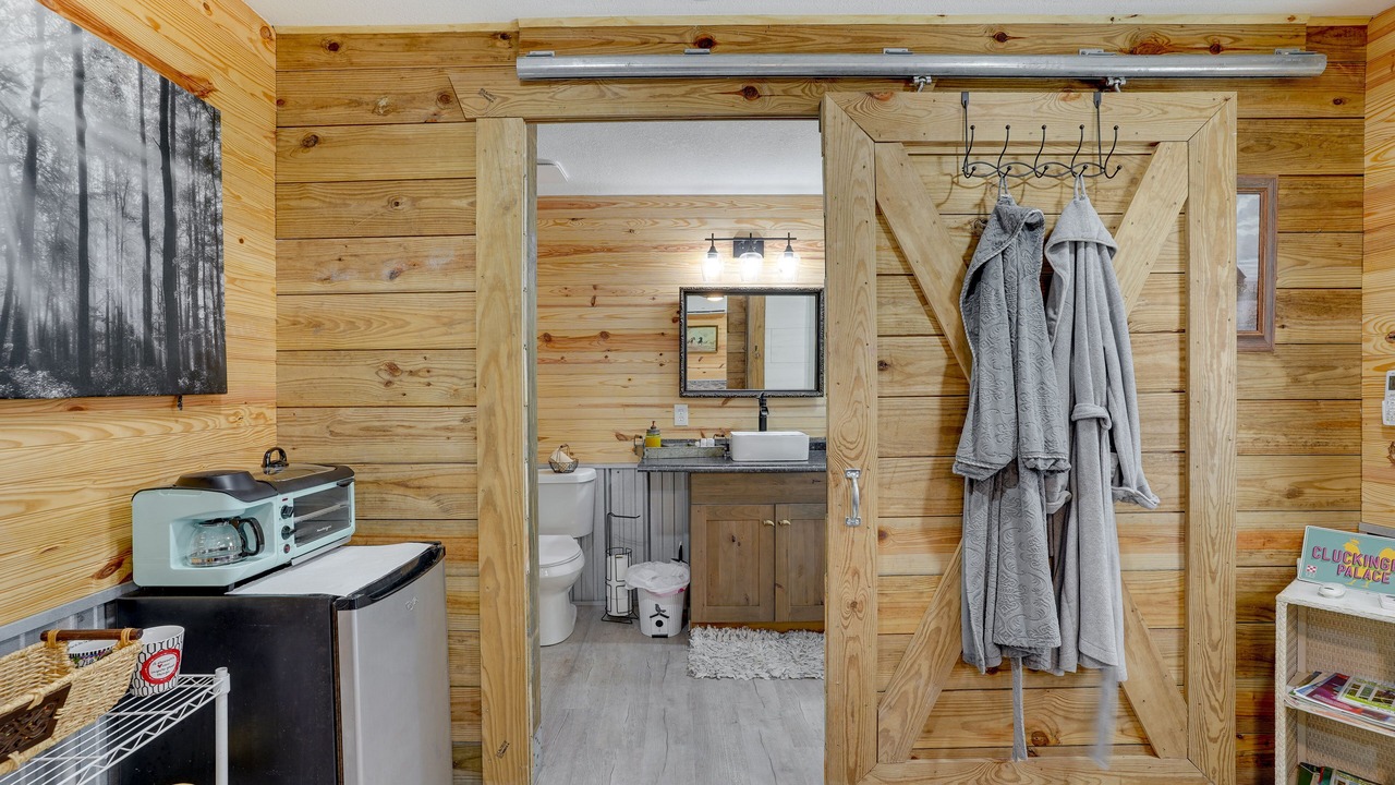 Photo of Bathroom in Lakeland