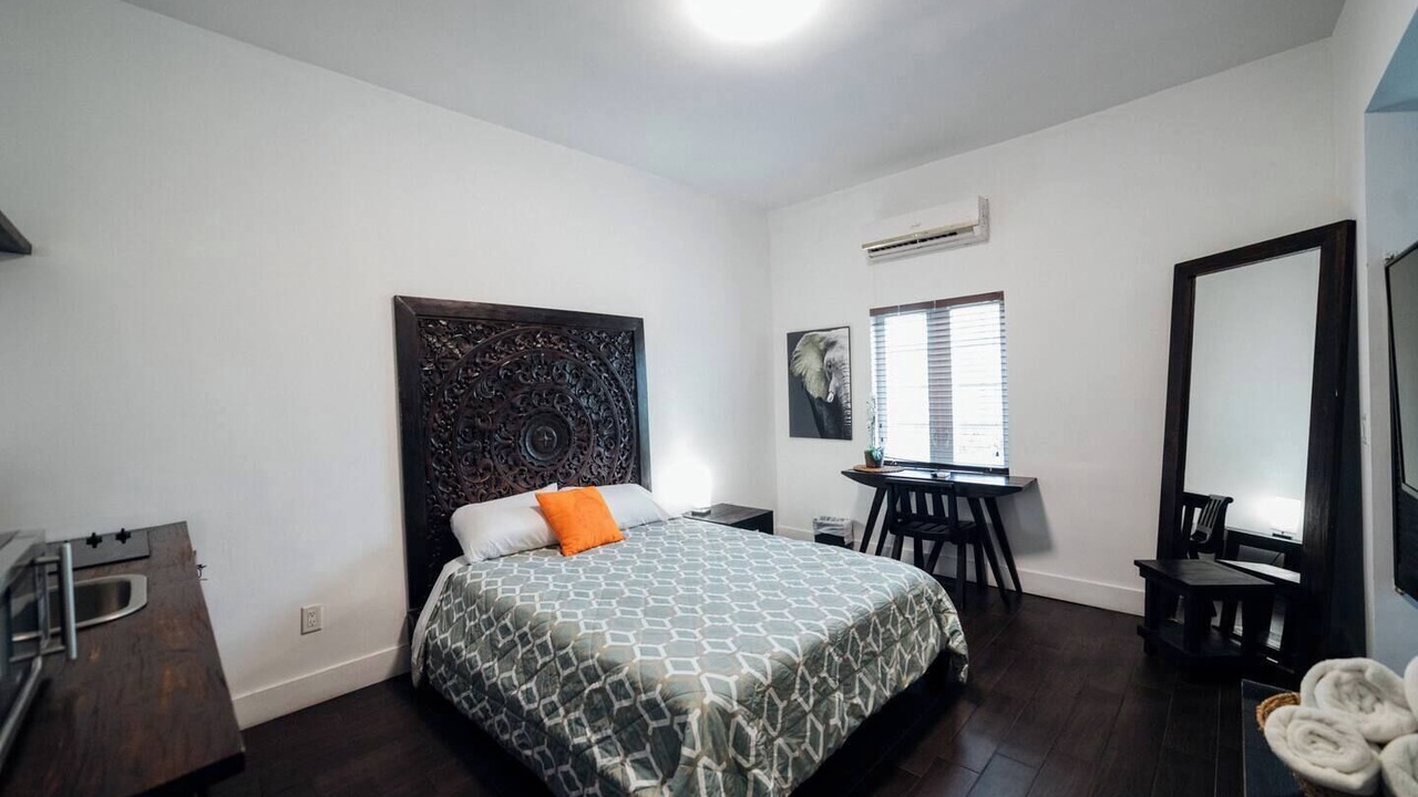 Photo of Bedroom in Northeast Miami