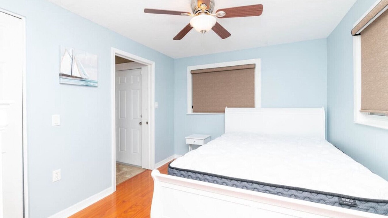 Photo of Bedroom in Riverview