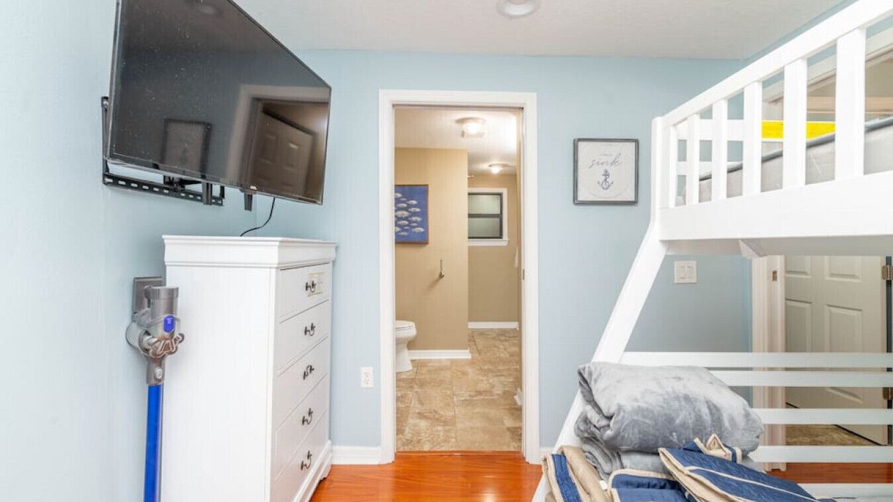 Photo of Bedroom in Riverview