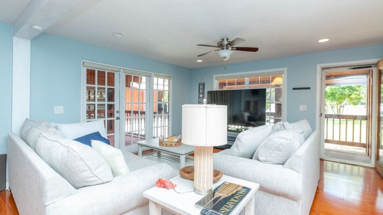Photo of Livingroom in Riverview