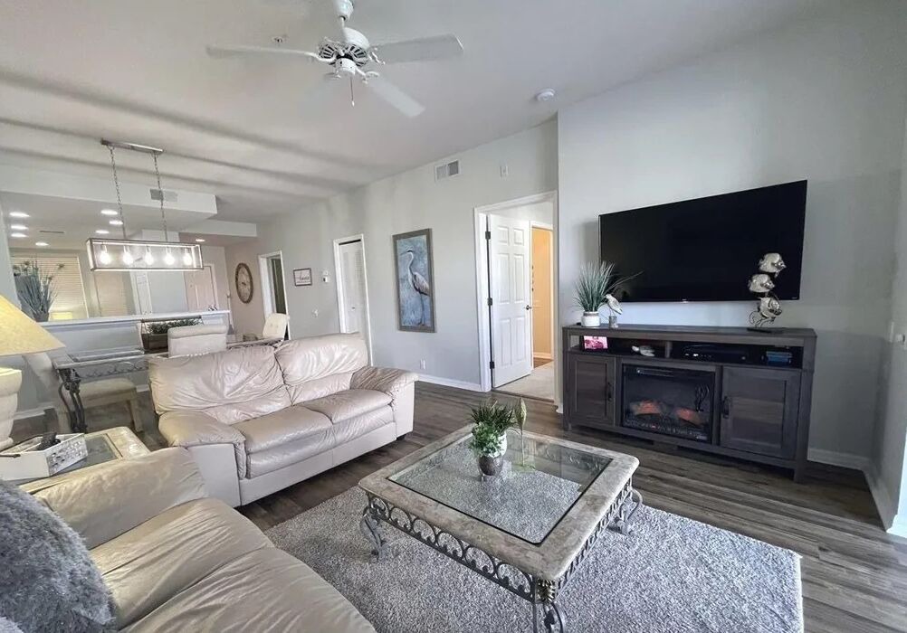 Photo of Livingroom in Tropical Cove