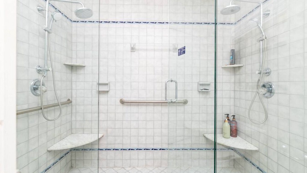 Photo of Bathroom in Riverview
