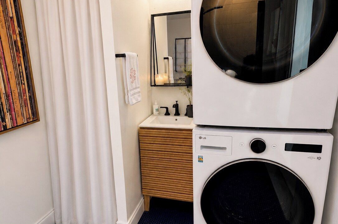 Photo of Bathroom in South Palm Park Neighborhood Association