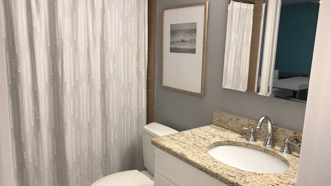 Photo of Bathroom in Golden Beach