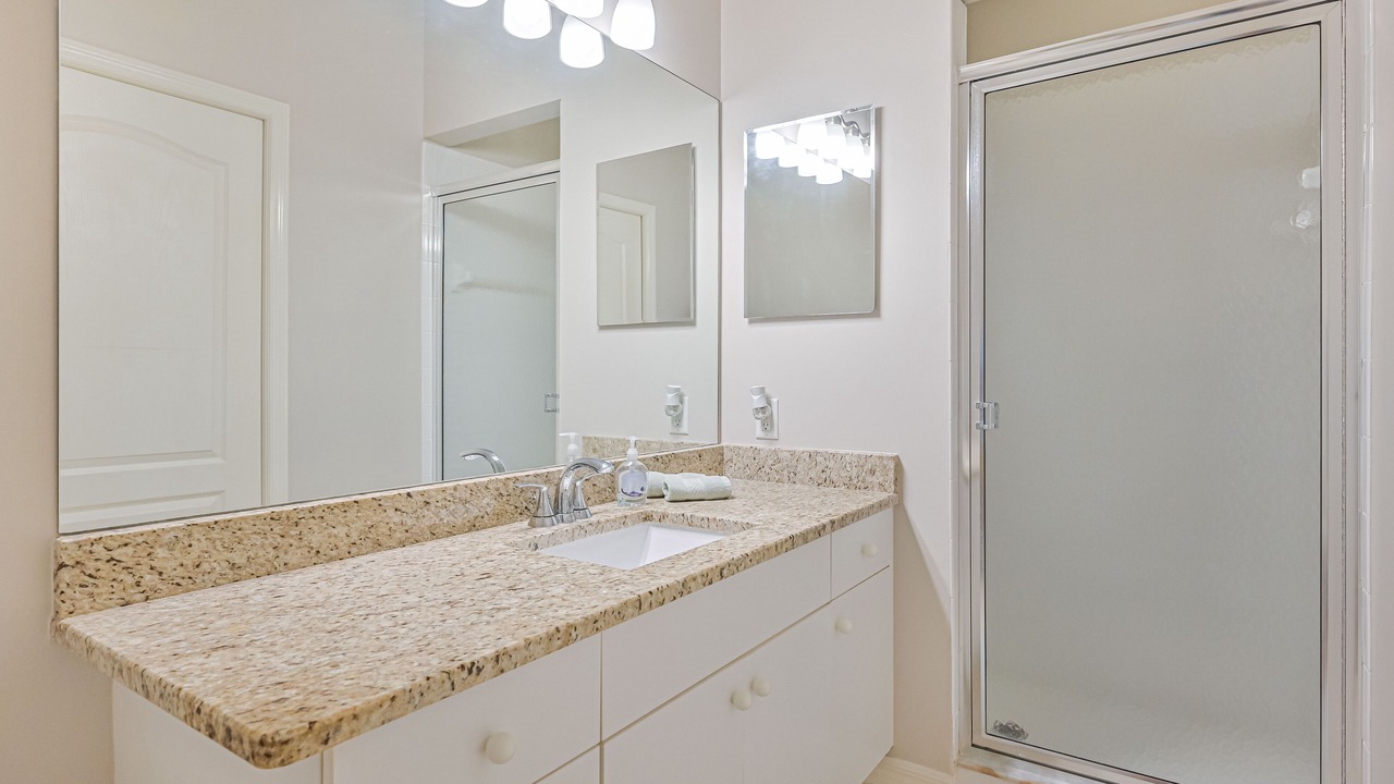 Photo of Bathroom in Biggar
