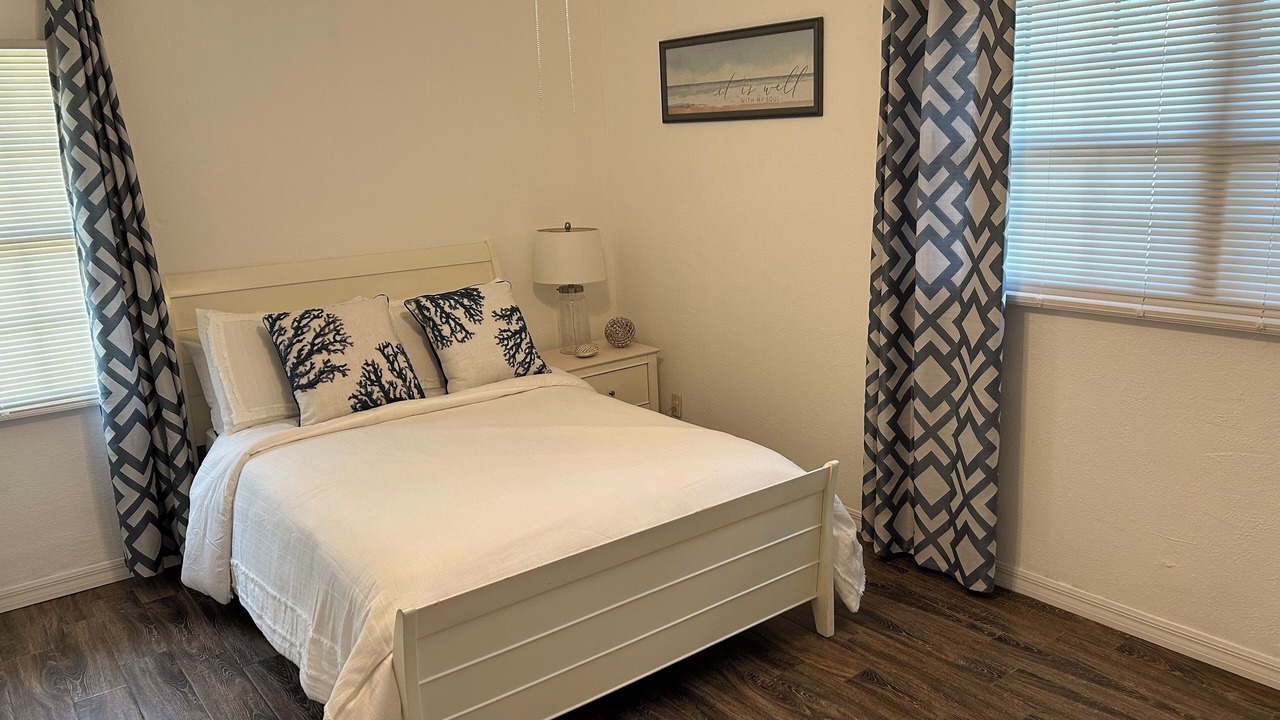 Photo of Bedroom in Sebring