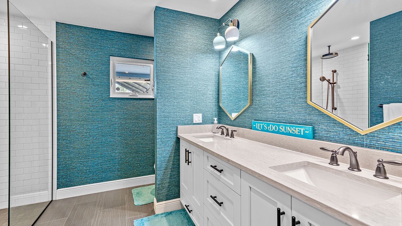 Photo of Bathroom in Biggar