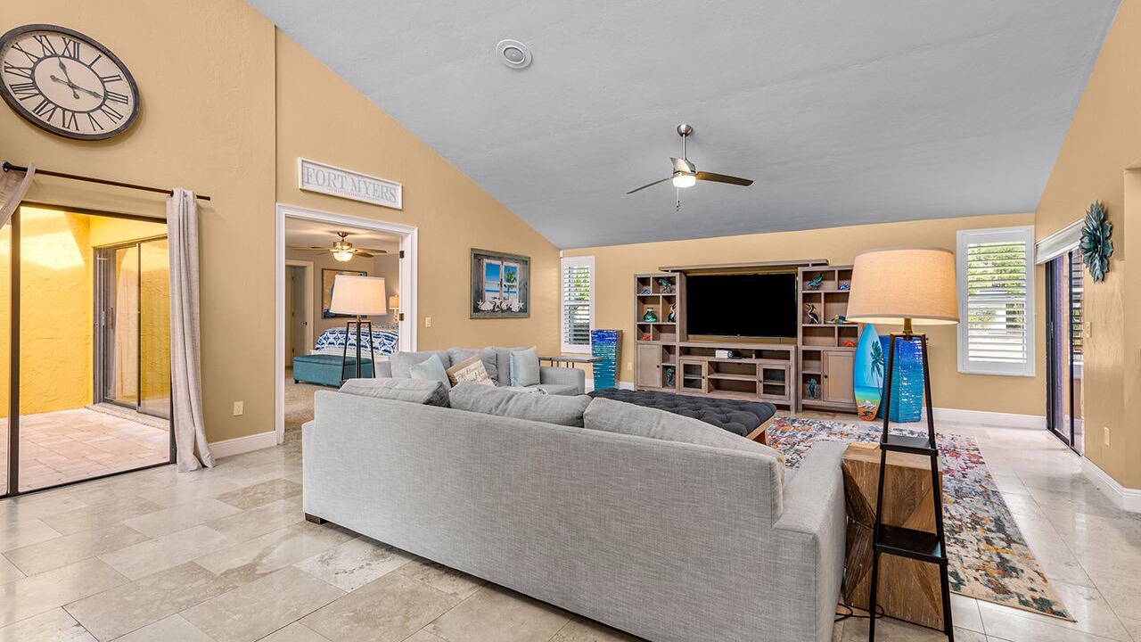 Photo of Livingroom in Biggar