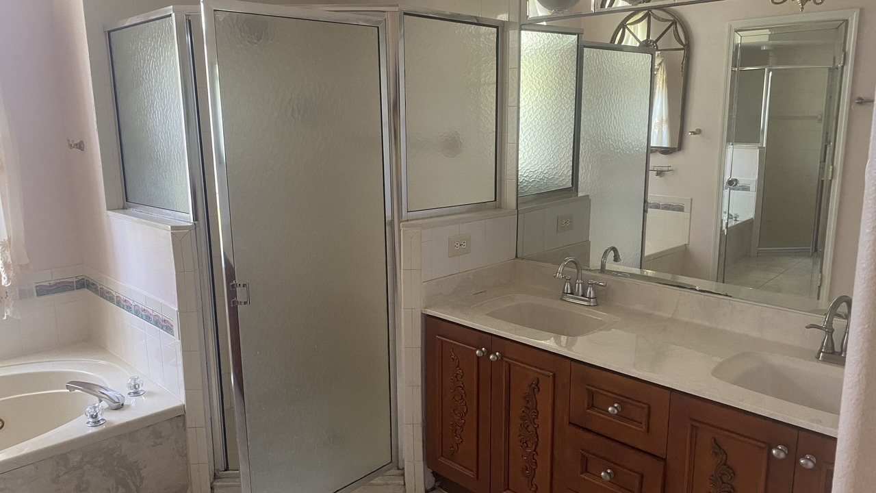 Photo of Bathroom in Port Saint Lucie