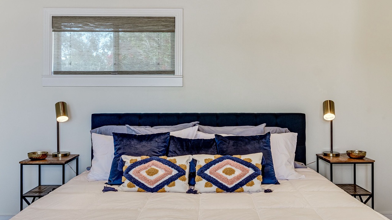 Photo of Bedroom in Crooked Lake
