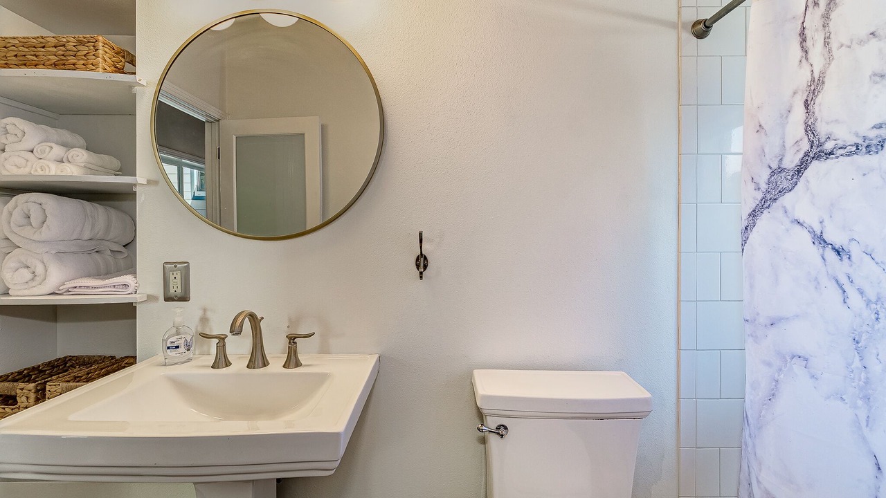 Photo of Bathroom in Crooked Lake