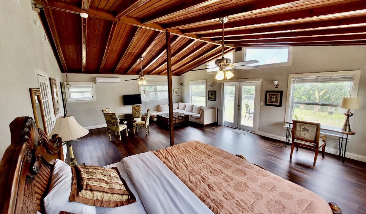 Photo of Bedroom in Tropic