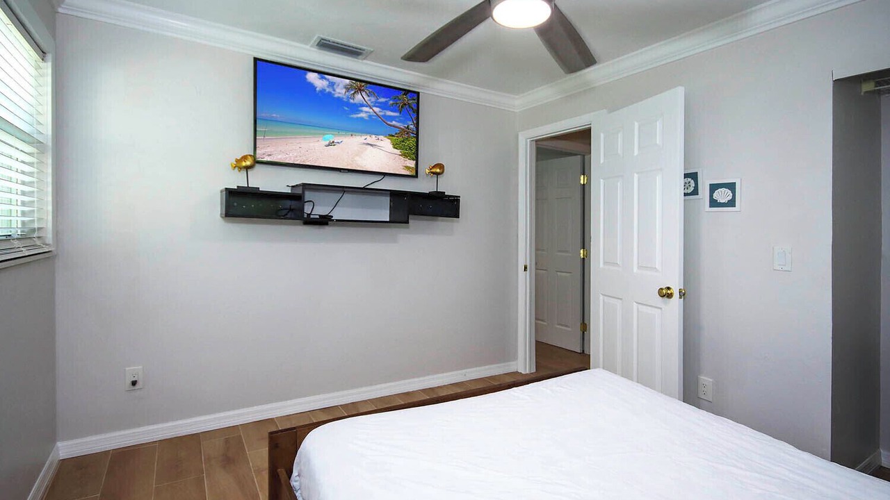Photo of Bedroom in Gumbo Limbo