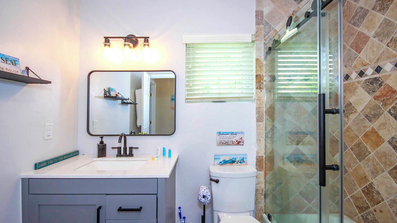 Photo of Bathroom in Gumbo Limbo
