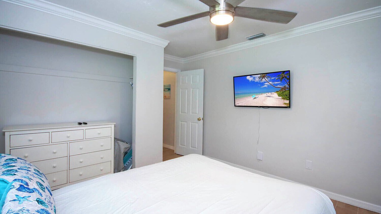 Photo of Bedroom in Gumbo Limbo