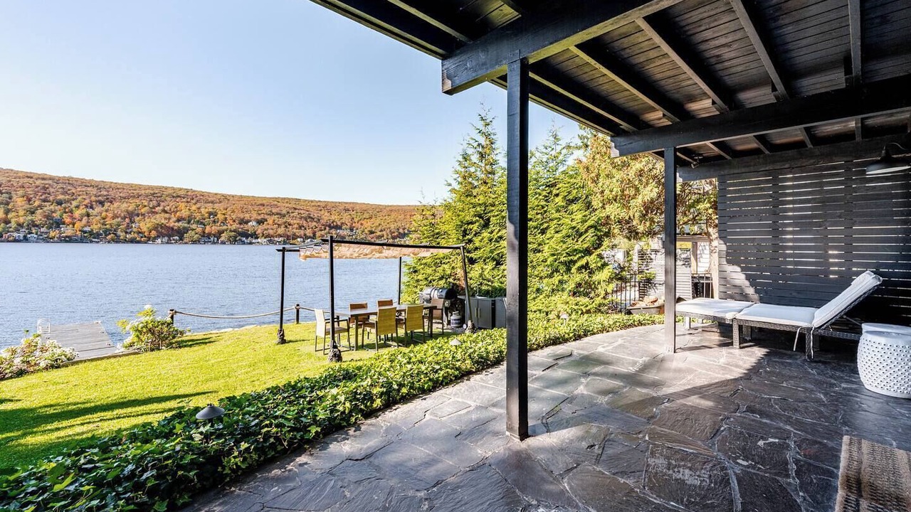 Photo of Patio Balcony in Greenwood Lake
