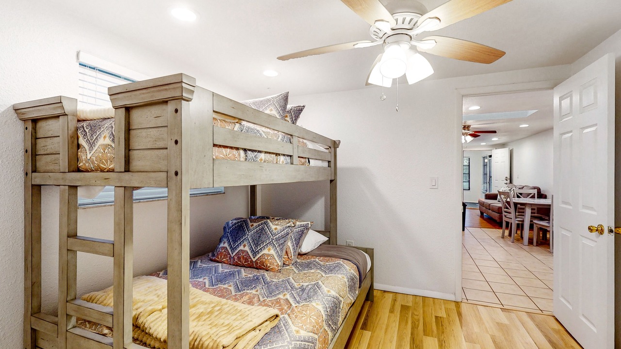 Photo of Bedroom in South Gate Ridge