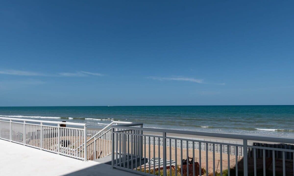 Photo of Patio Balcony in South Patrick Shores
