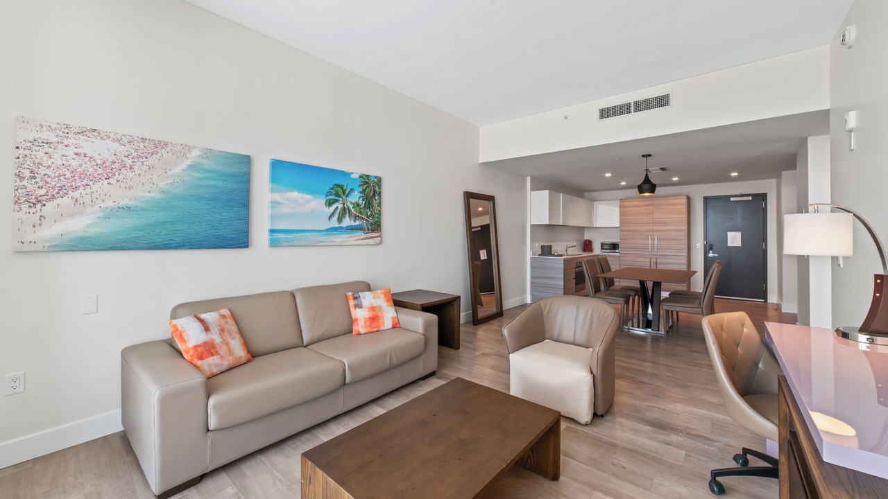 Photo of Livingroom in Hollywood