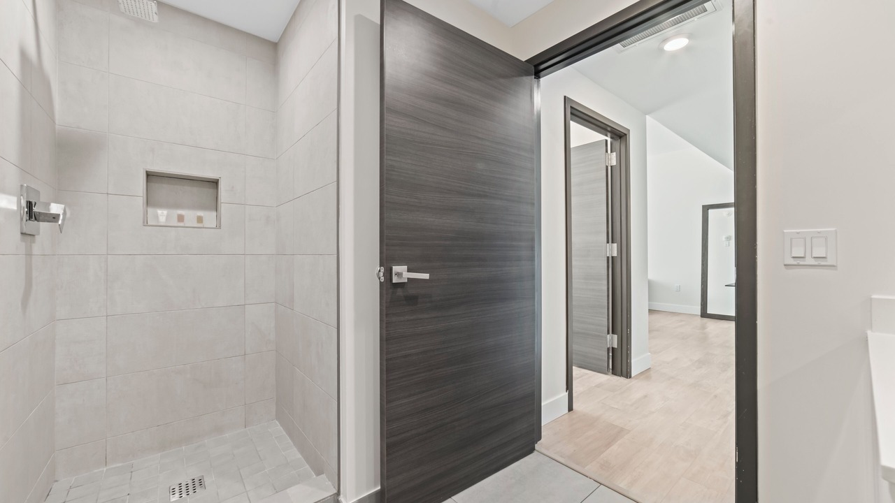 Photo of Bathroom in Hollywood