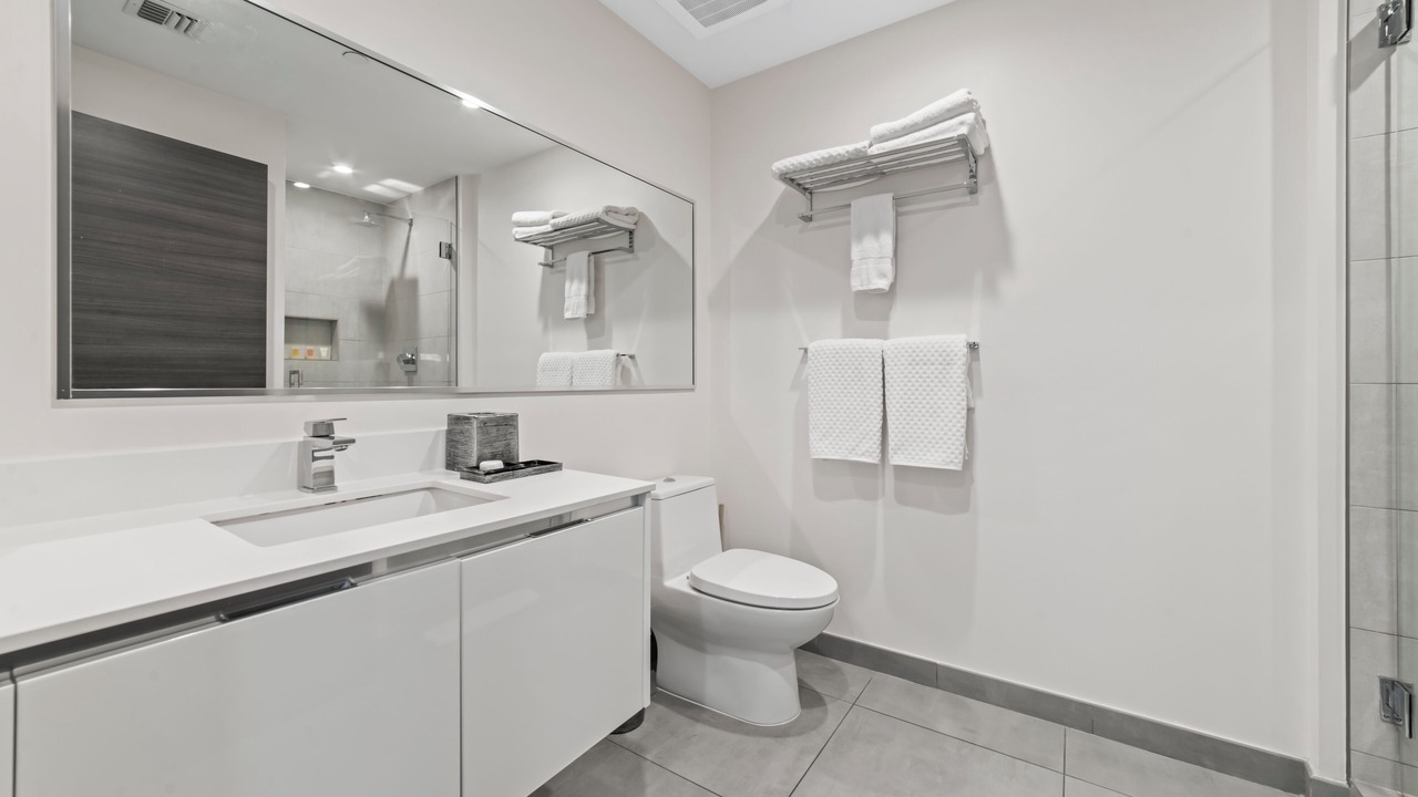 Photo of Bathroom in Hollywood