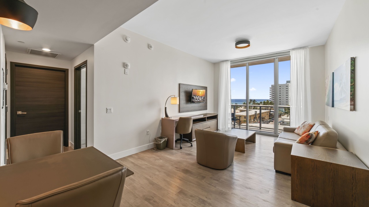Photo of Livingroom in Hollywood