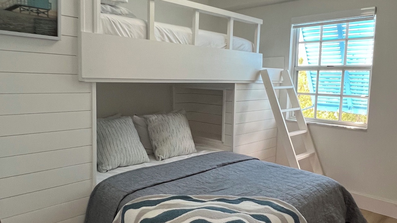Photo of Bedroom in Tavernier