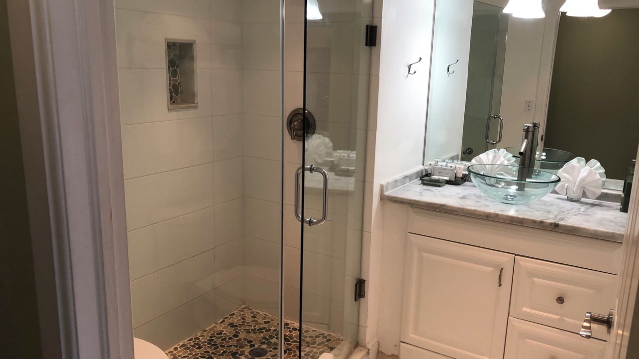 Photo of Bathroom in Coconut Grove