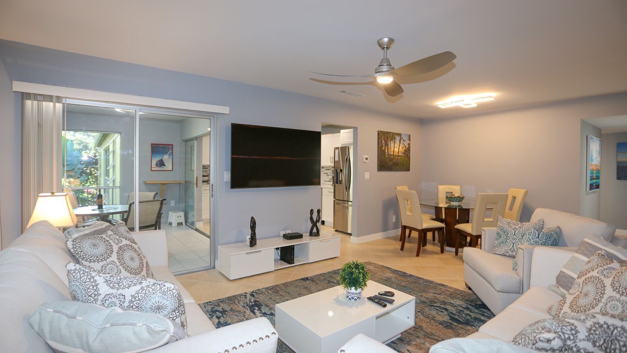 Photo of Bedroom in Central Naples