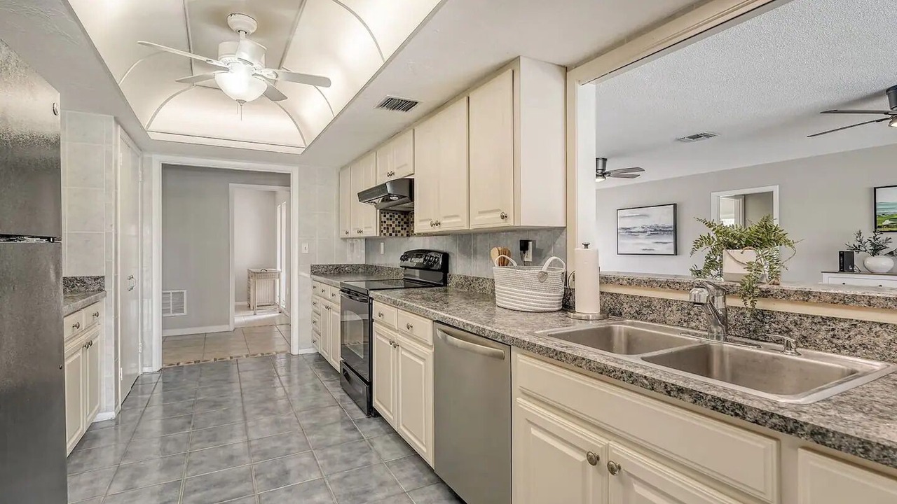 Photo of Kitchen in Venice East