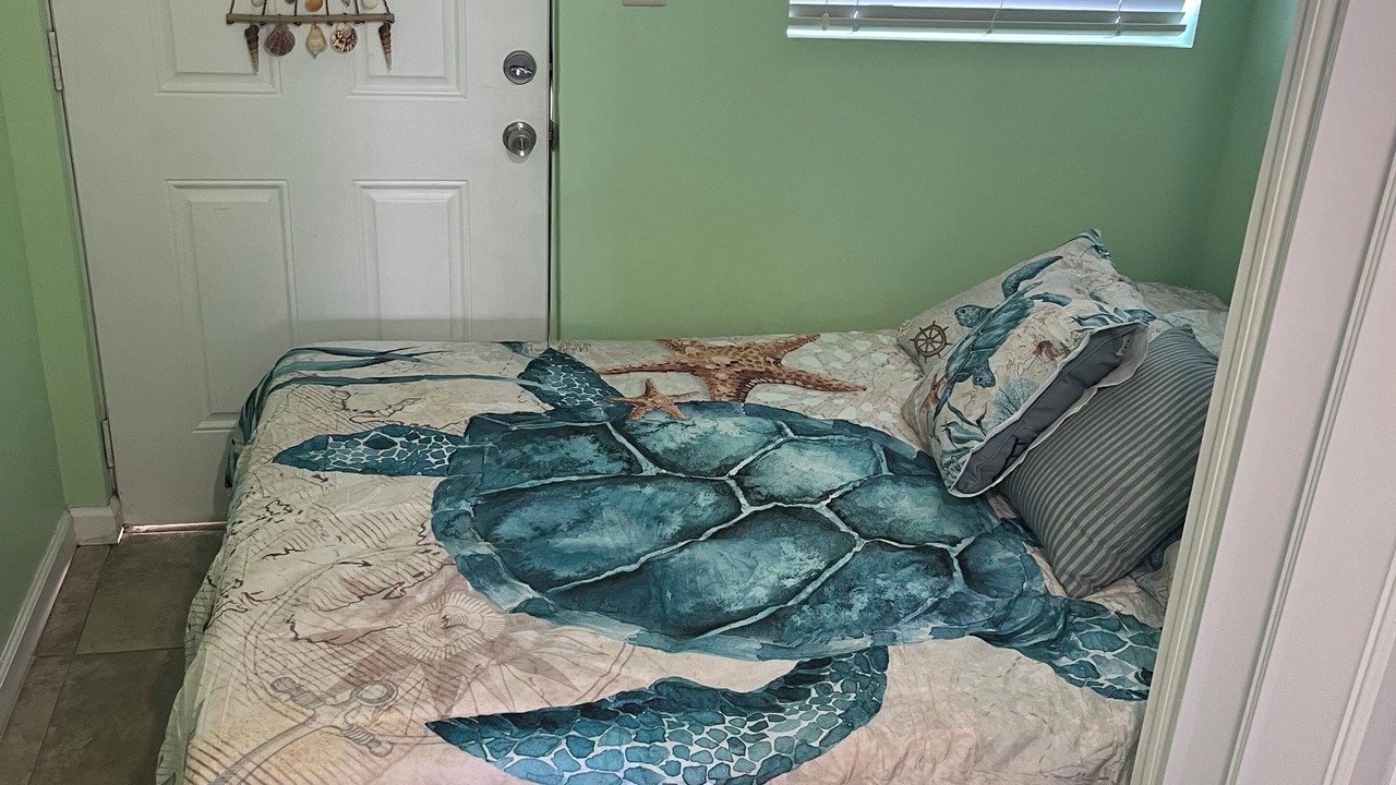 Photo of Bedroom in Nettles Island