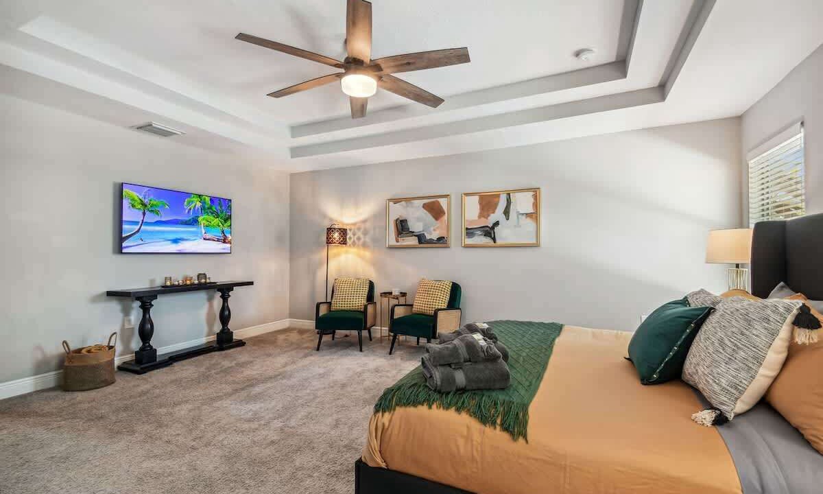Photo of Bedroom in North Hyde Park
