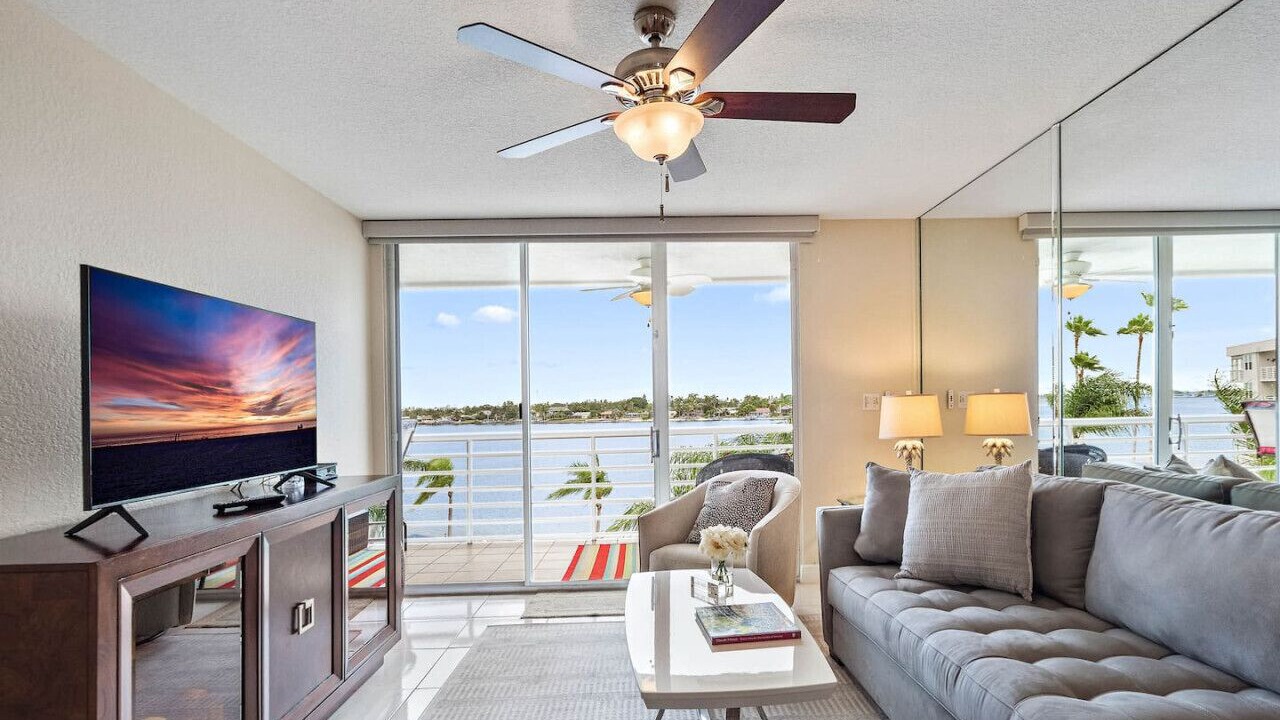 Photo of Livingroom in St. Petersburg