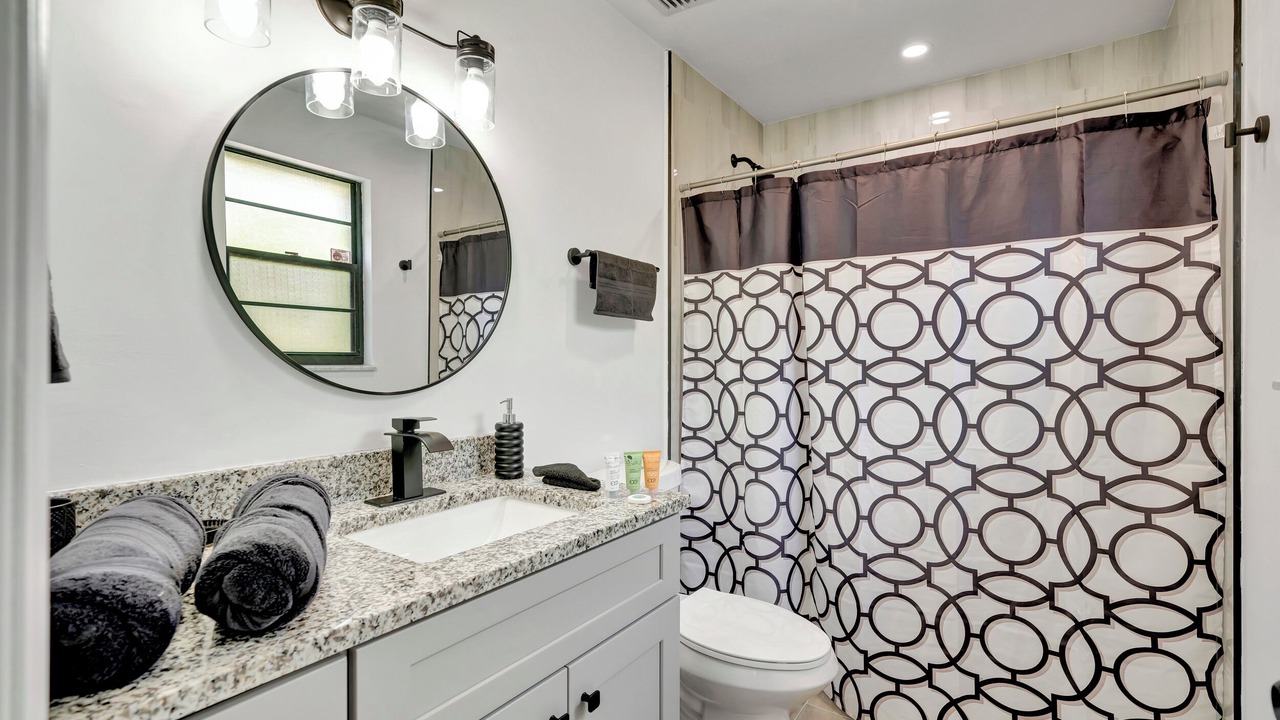 Photo of Bathroom in Port Saint Lucie