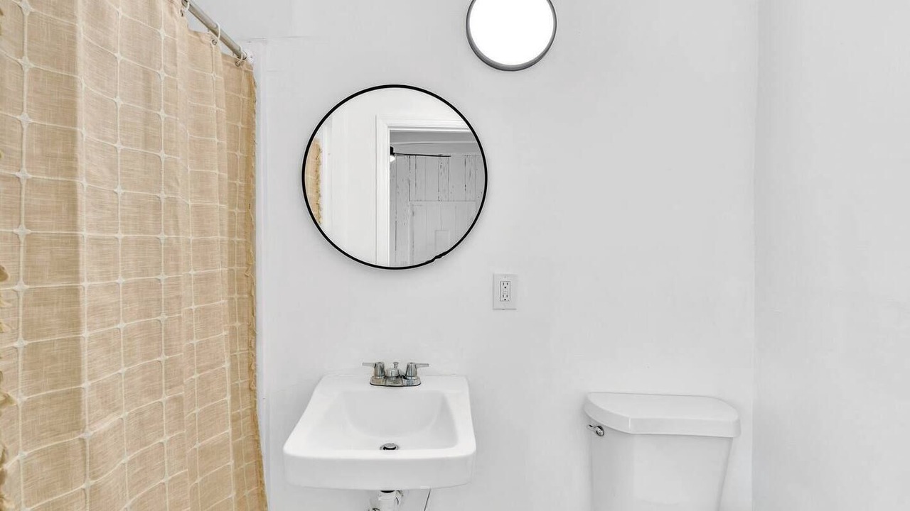 Photo of Bathroom in Northeast Miami