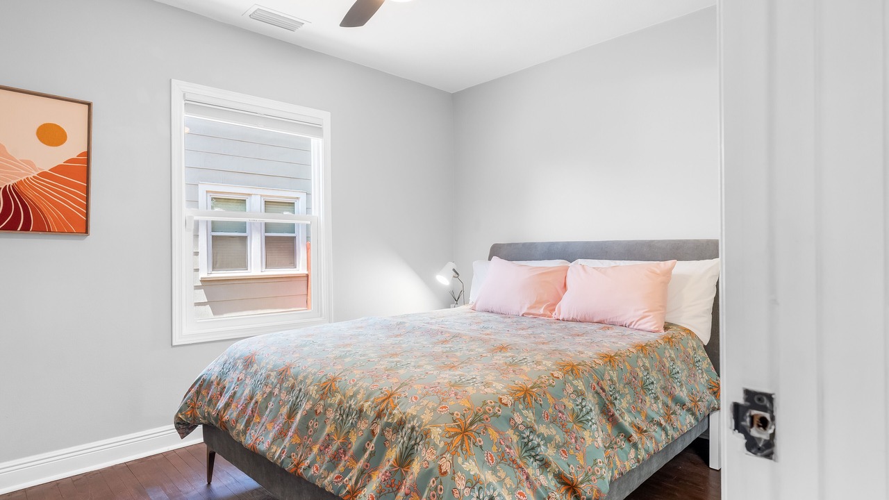 Photo of Bedroom in United Central