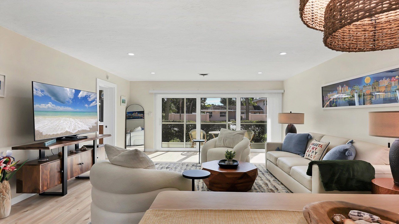 Photo of Livingroom in Saint Armands Key