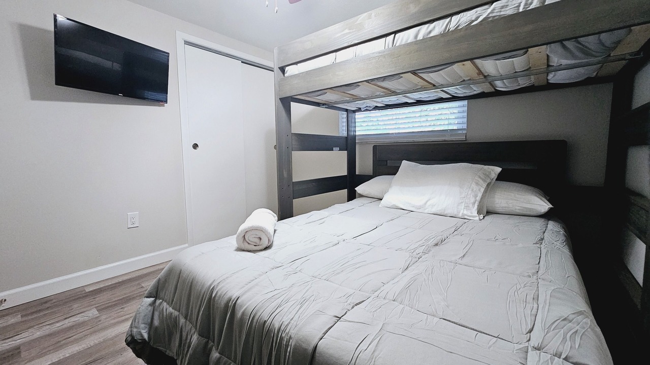 Photo of Bedroom in Sarasota Springs