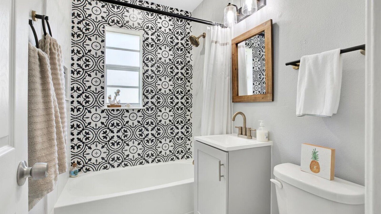 Photo of Bathroom in Sun Bay South
