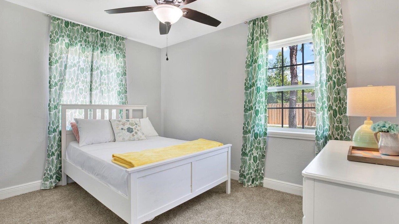 Photo of Bedroom in Sun Bay South