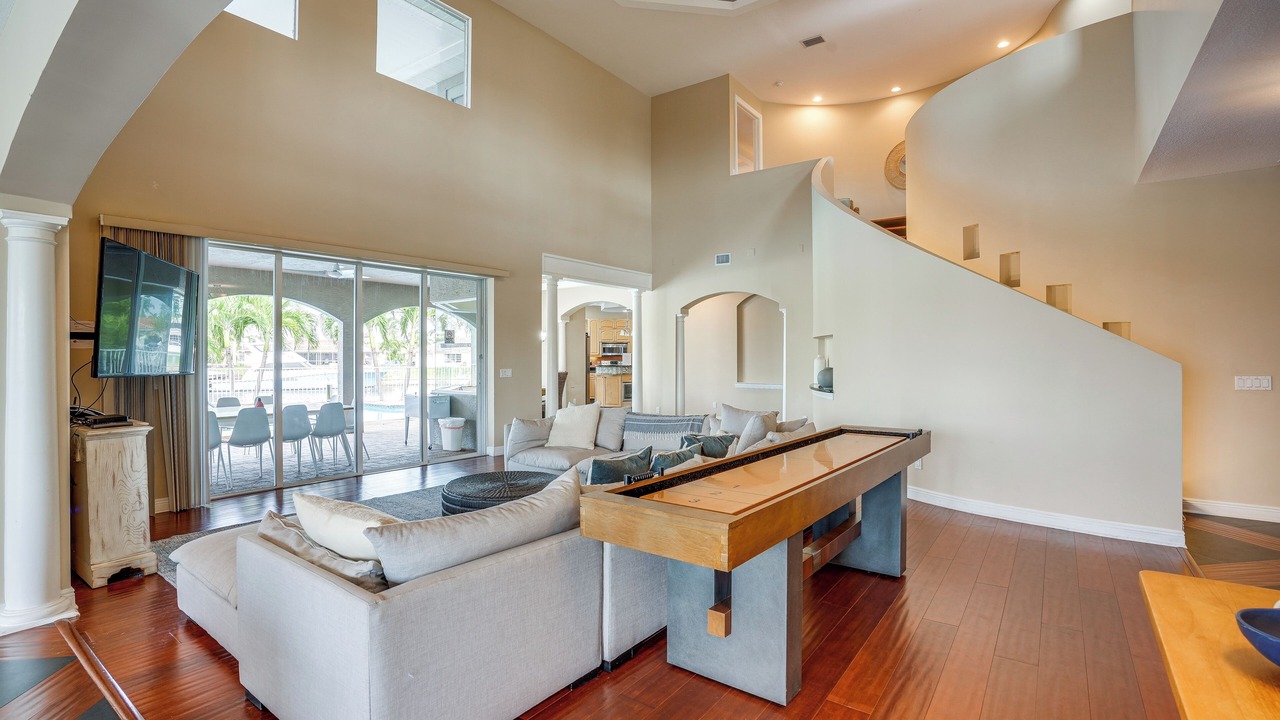 Photo of Bedroom in Caloosahatchee
