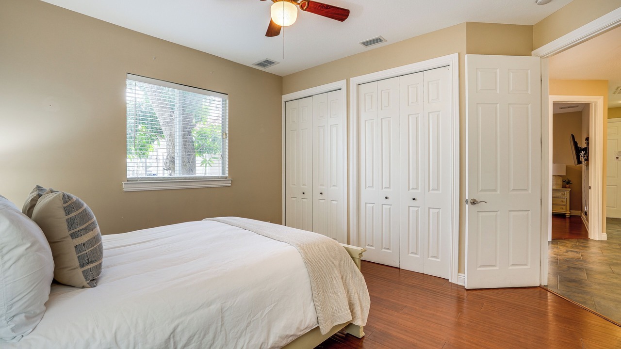 Photo of Bedroom in Caloosahatchee
