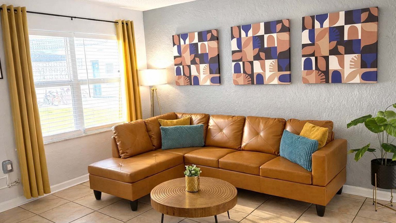 Photo of Livingroom in Indian Harbour Beach