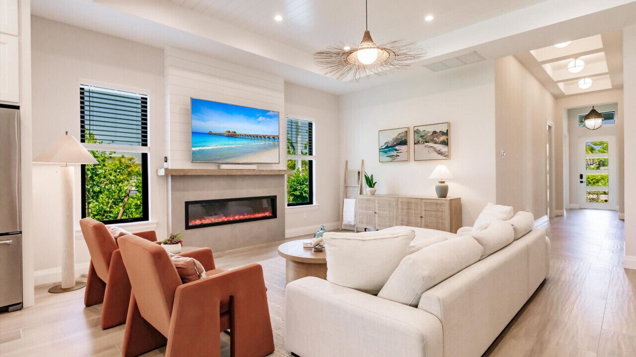 Photo of Livingroom in Naples Park