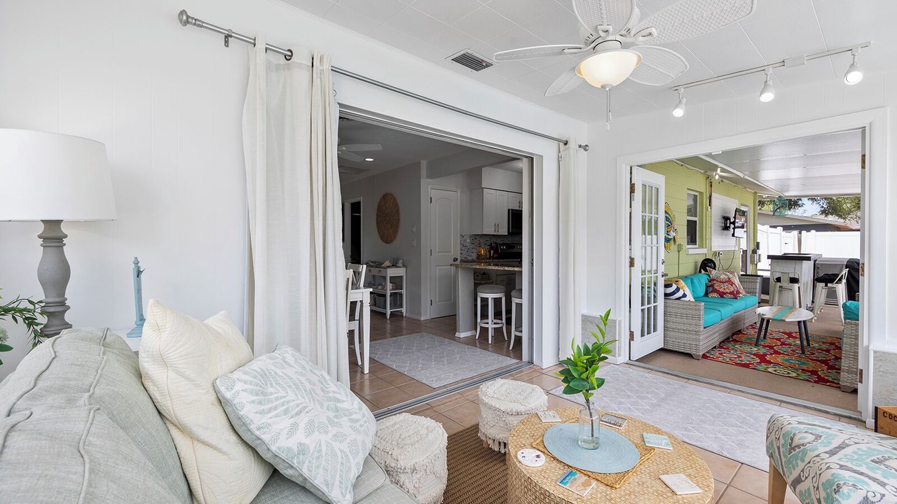 Photo of Livingroom in South Venice