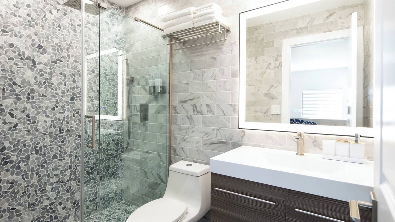 Photo of Bathroom in Grey Oaks