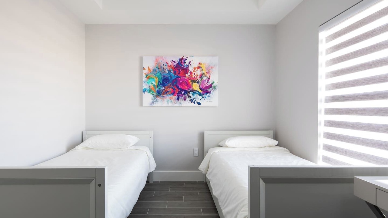 Photo of Bedroom in Grey Oaks