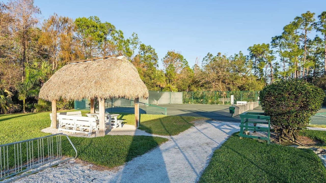 Photo of Outdoor in Grey Oaks