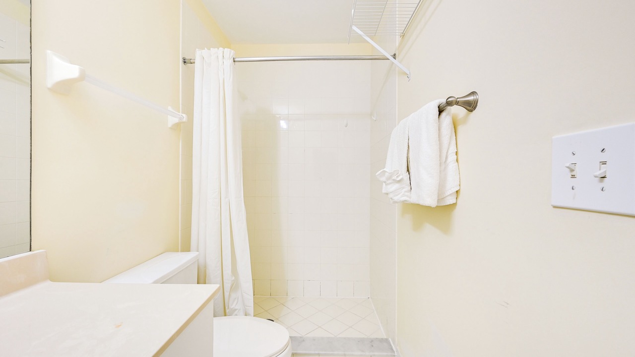 Photo of Bathroom in Naples